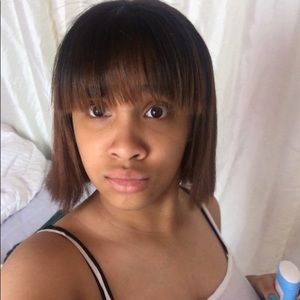 Meet your Posher, Dalia